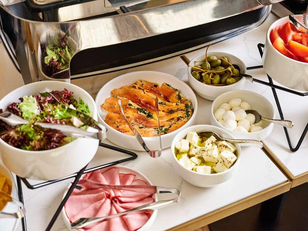 Hotel The Basilian Minsk, Curio Collection By Hilton Restaurante foto